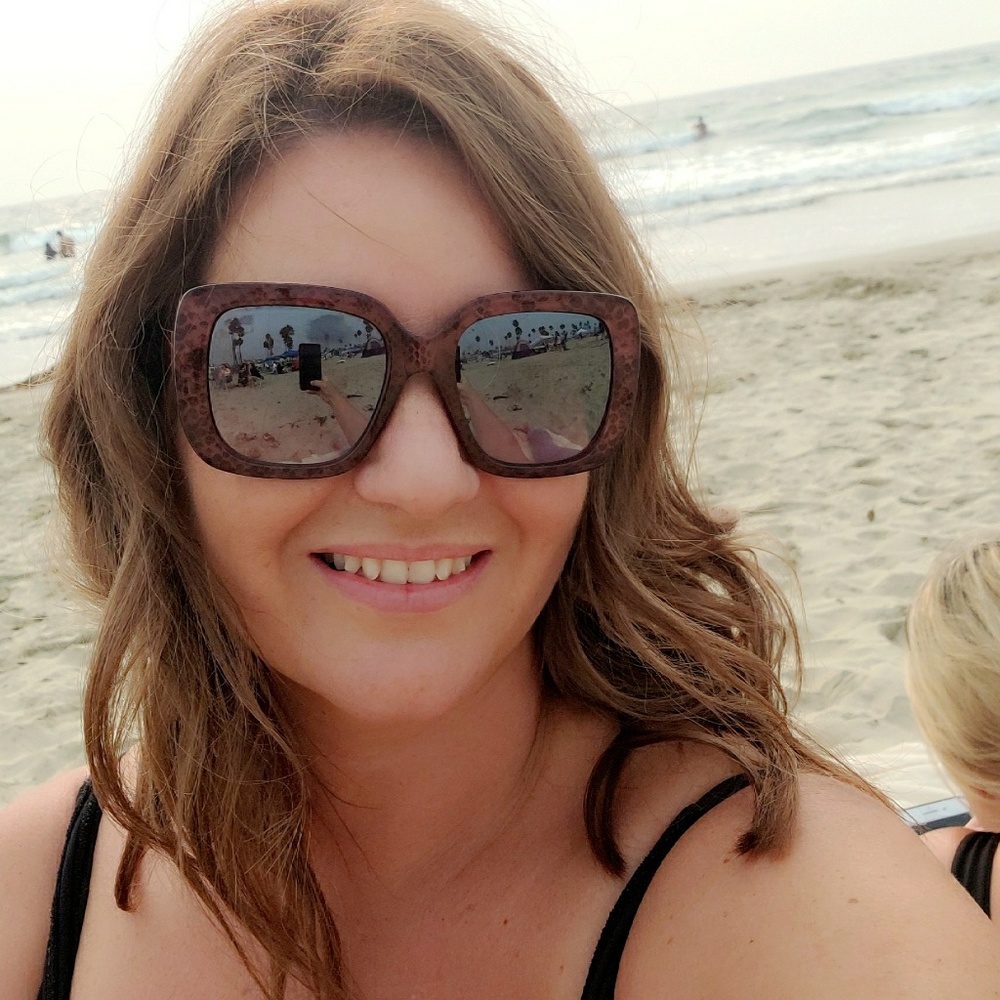 Meet your Posher, Rebecca
